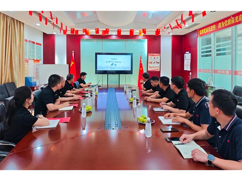 鑄軍魂?憶軍旅?建新功｜新科起重舉辦2025年退伍軍人座談會